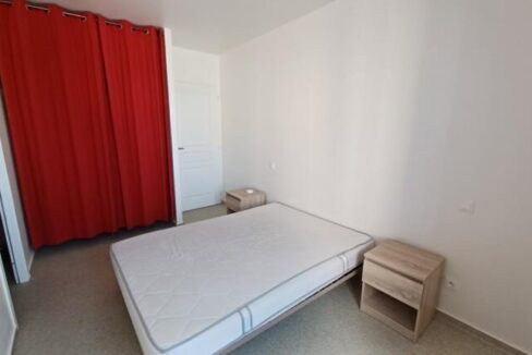 2425704_10_avenue_du_poitou_F2_1er_gauche_chambre-15910403461972284447.jpg